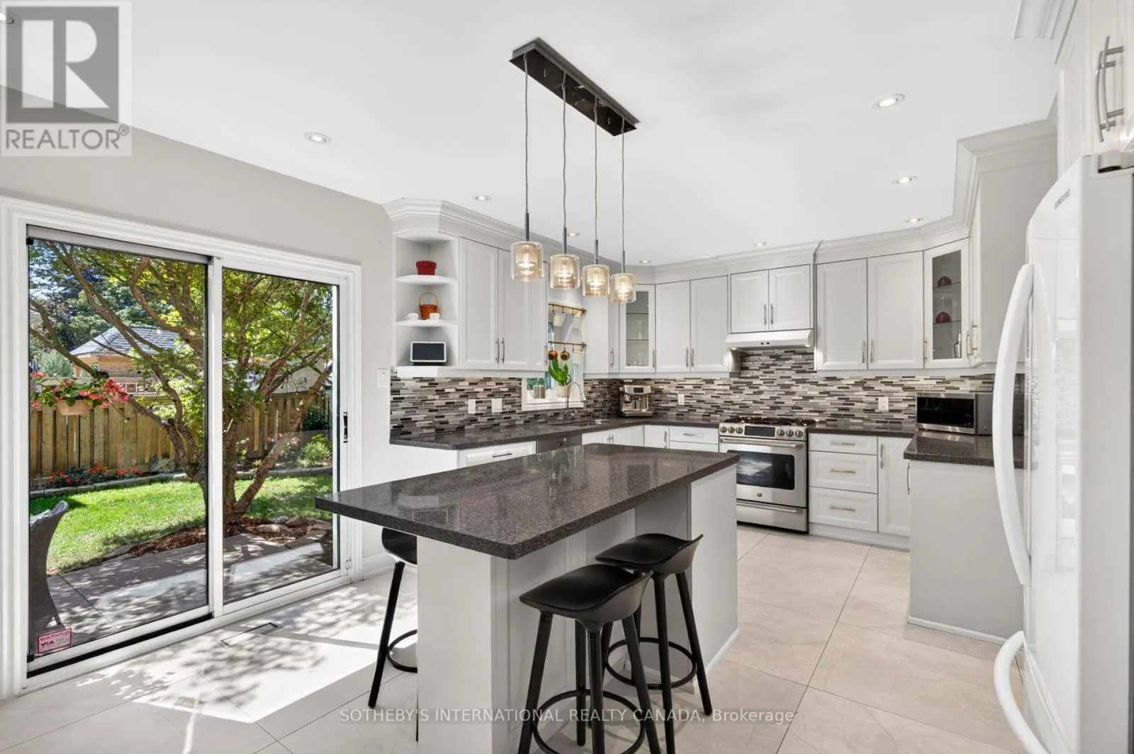 15 KLAMATH COURT