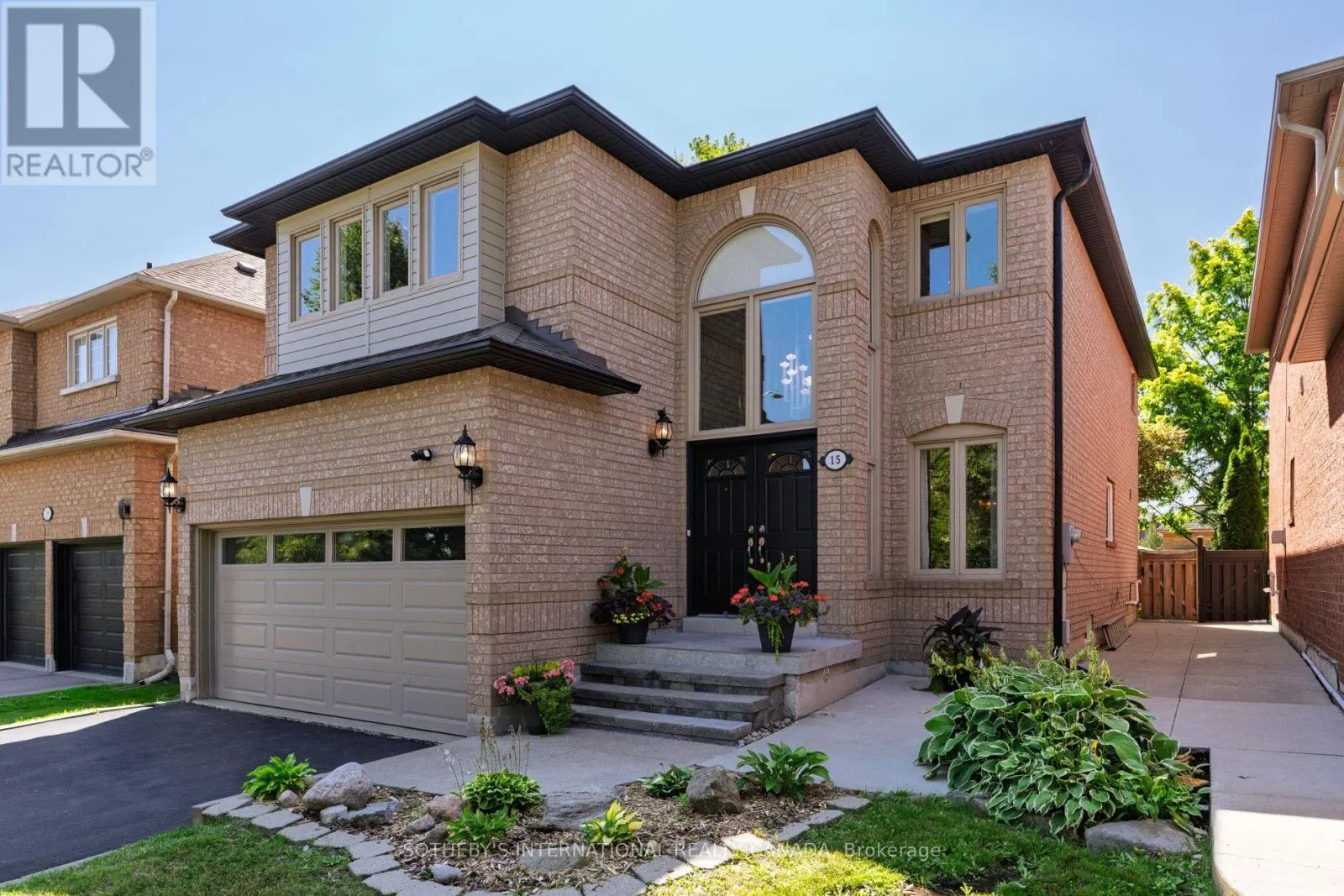 15 KLAMATH COURT