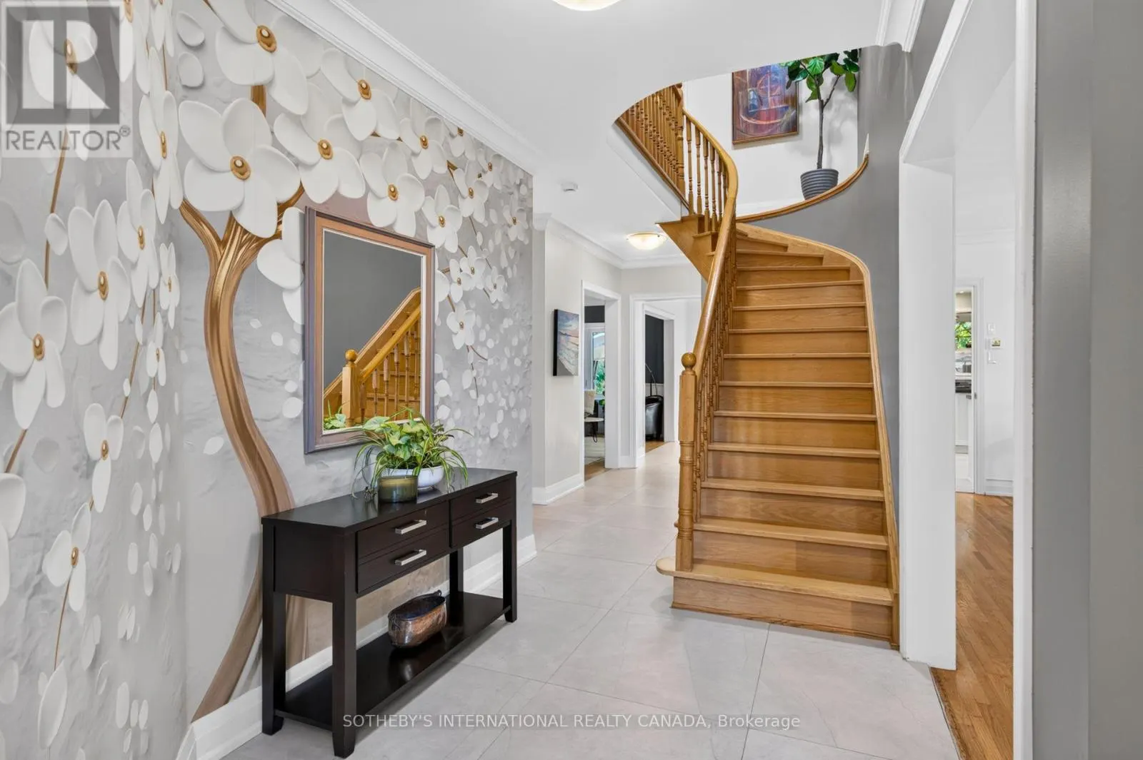 15 KLAMATH COURT
