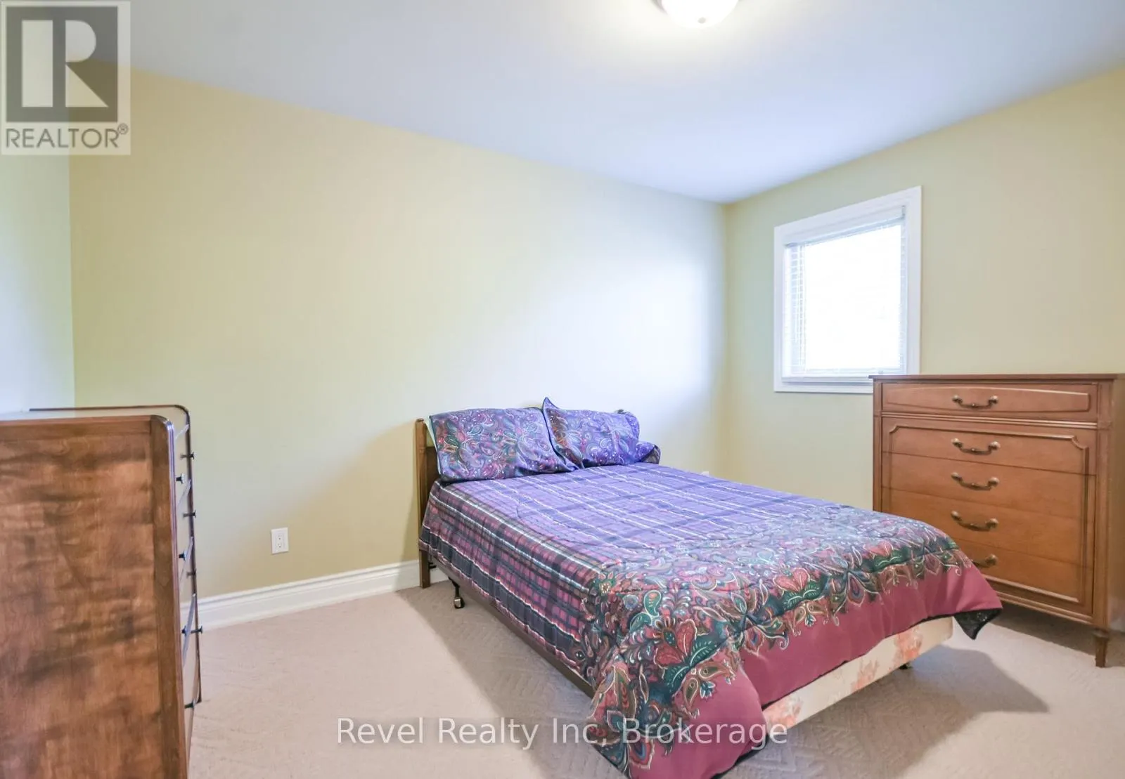 2362 TALL TREE LANE