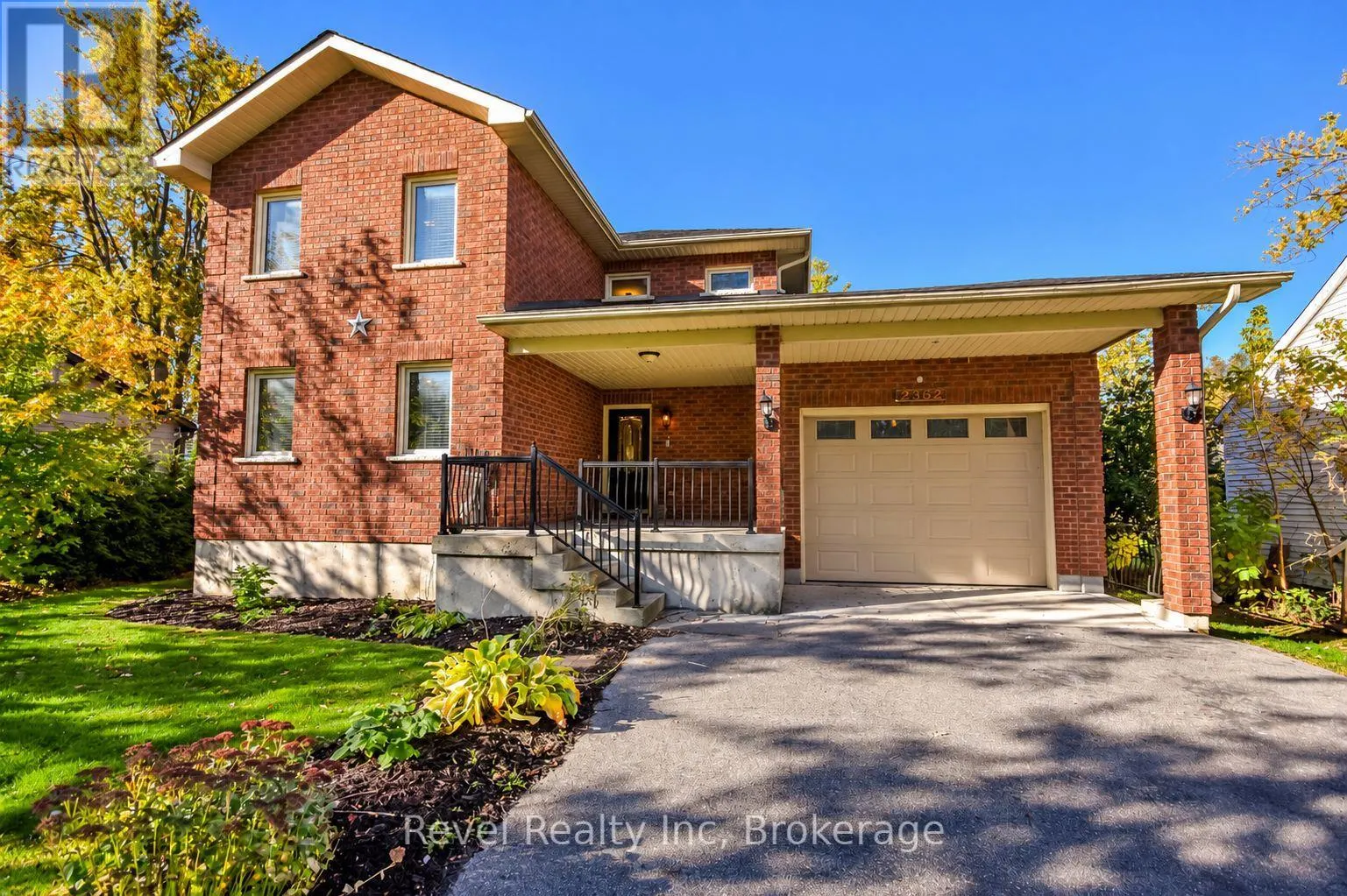 2362 TALL TREE LANE