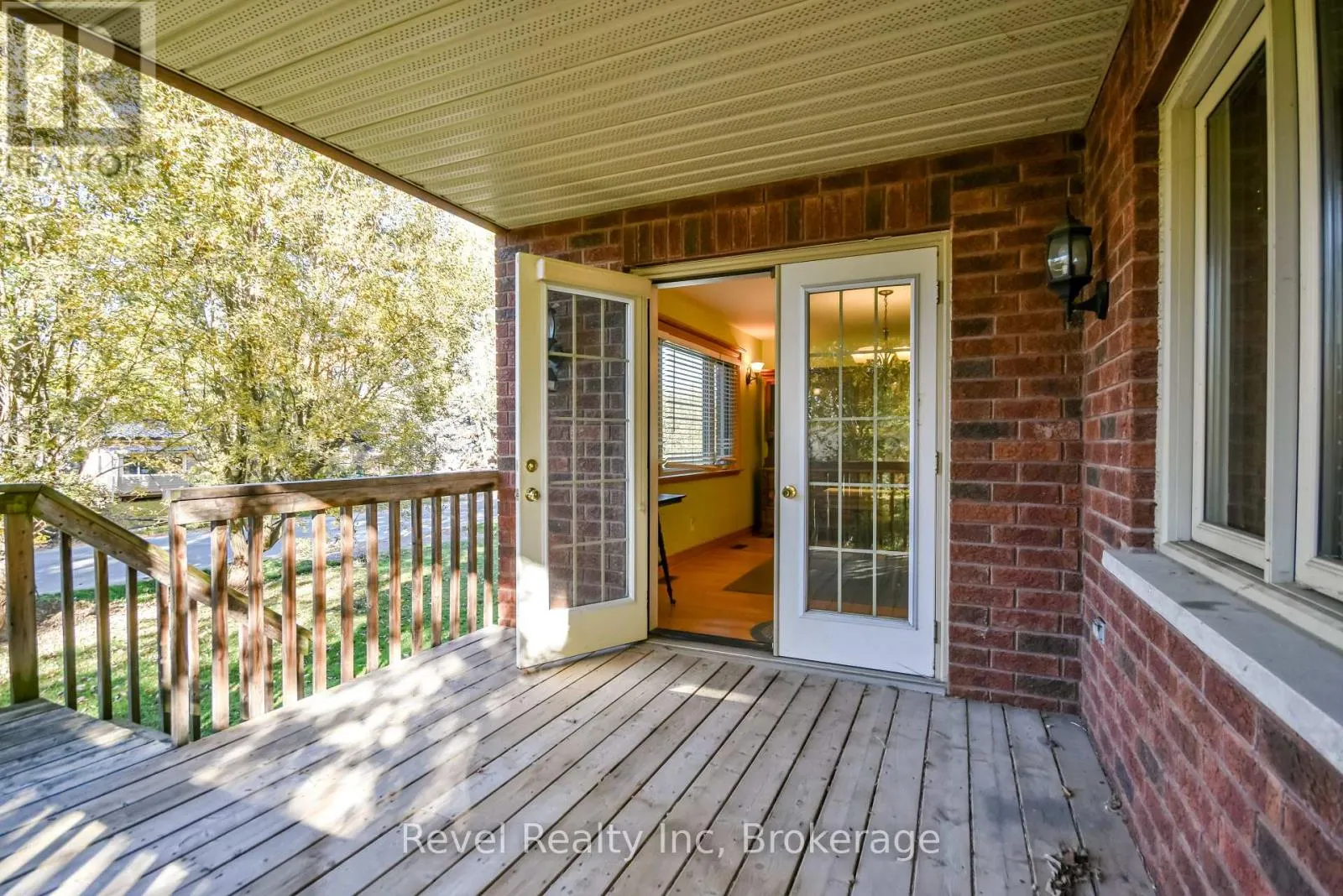 2362 TALL TREE LANE