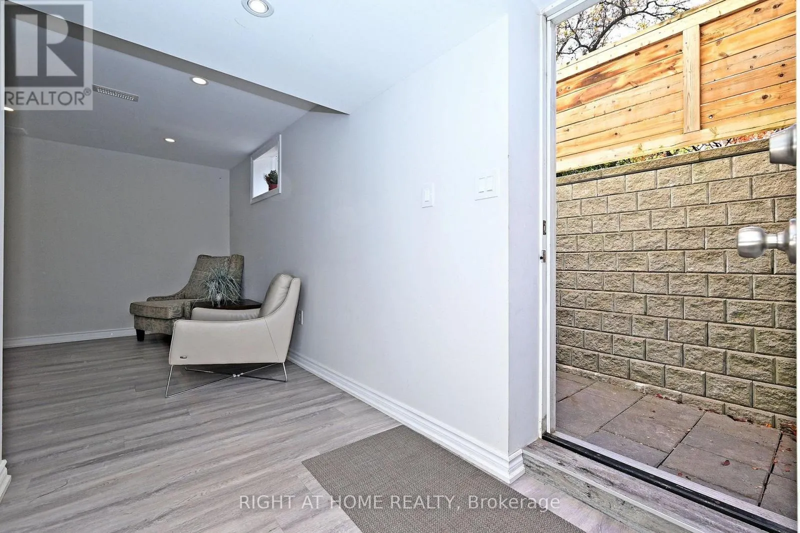 454 ALPER STREET