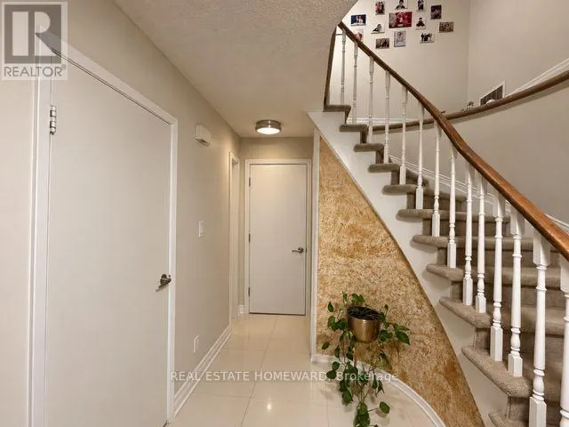 784 HILL GATE