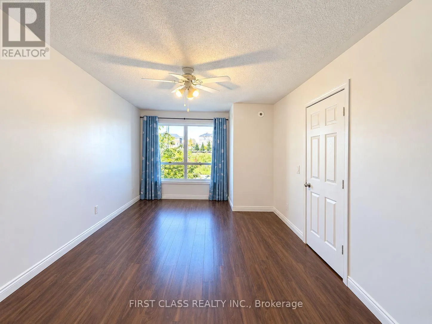 33 - 109 SUNRISE DRIVE
