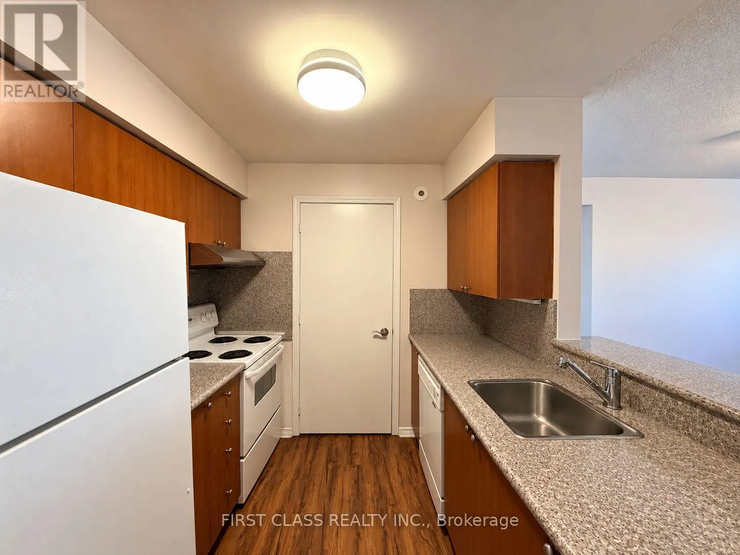 33 - 109 SUNRISE DRIVE