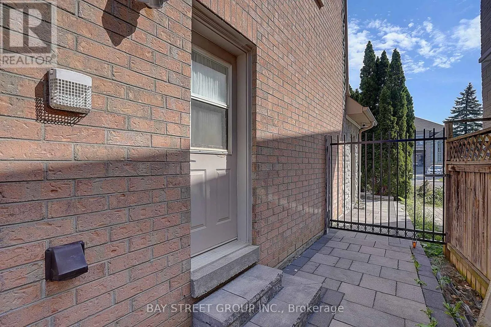 218 BOAKE TRAIL