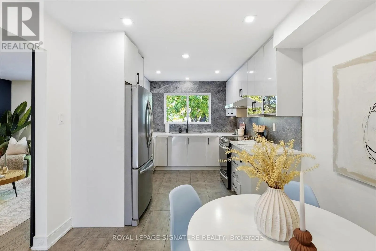 42 LILAC AVENUE