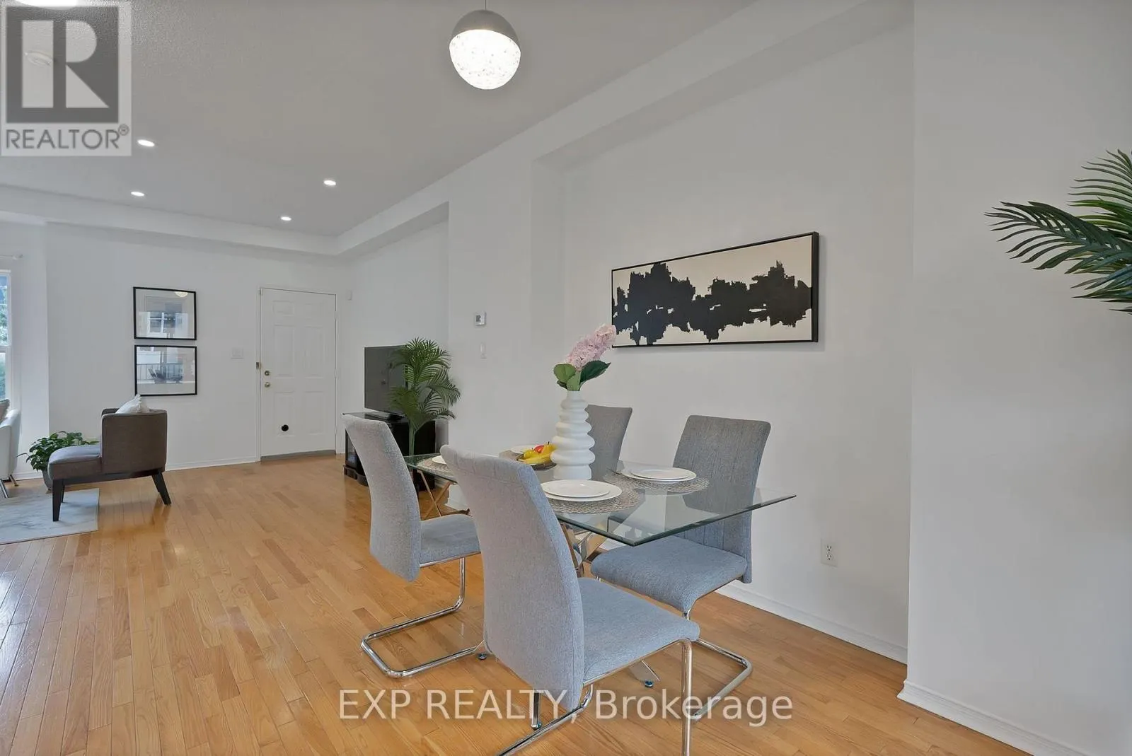 11 MAPLE PARK WAY