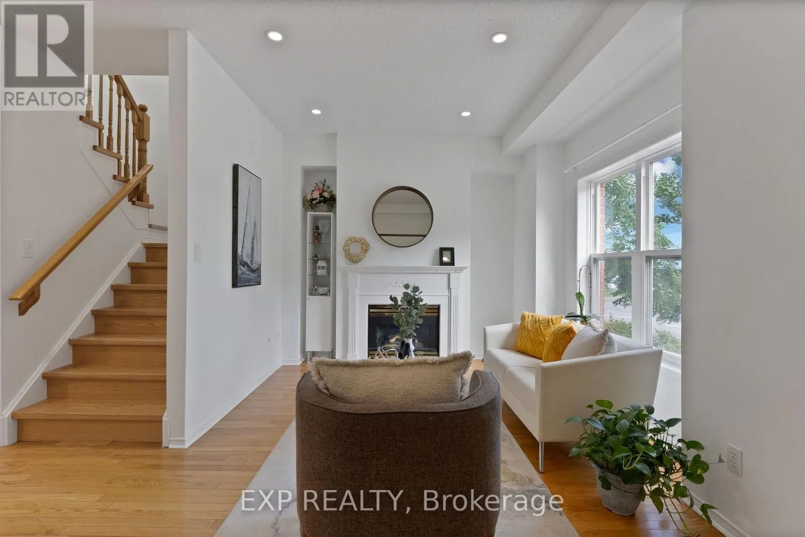 11 MAPLE PARK WAY
