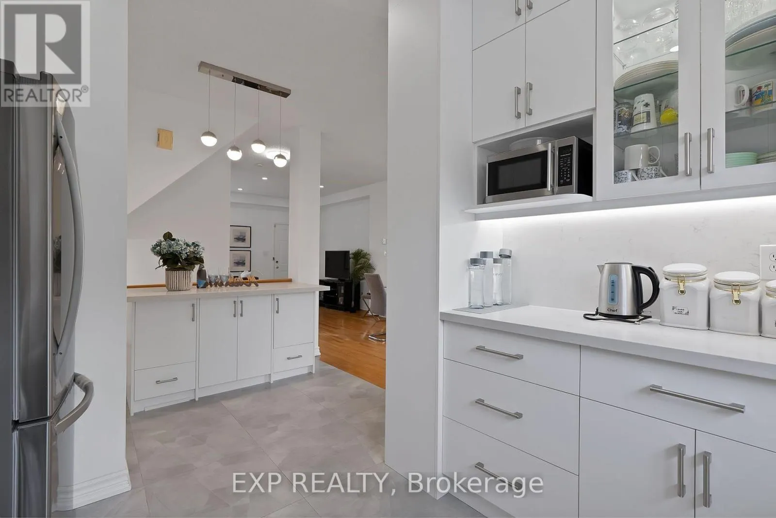 11 MAPLE PARK WAY