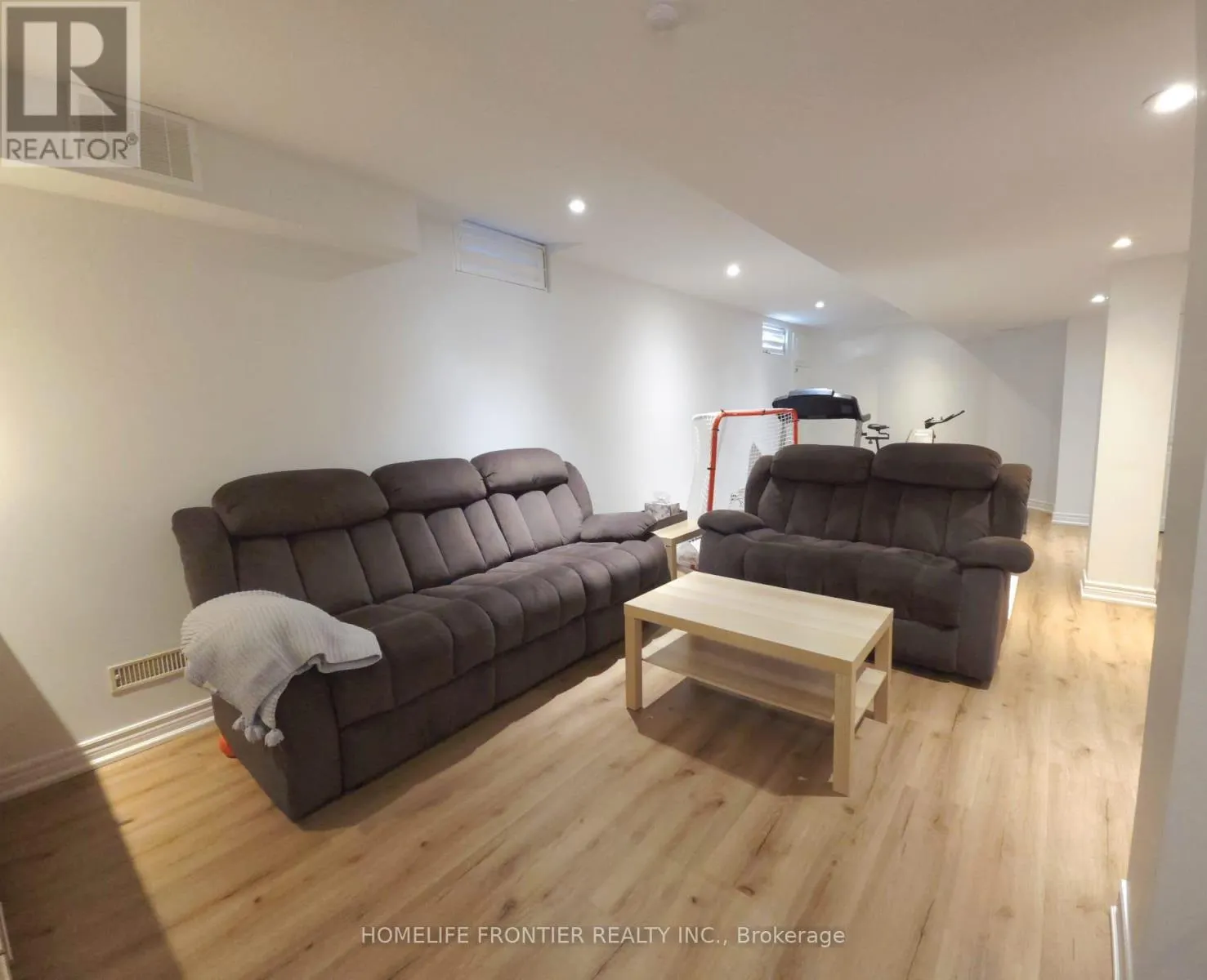 613 SOCIETY CRESCENT