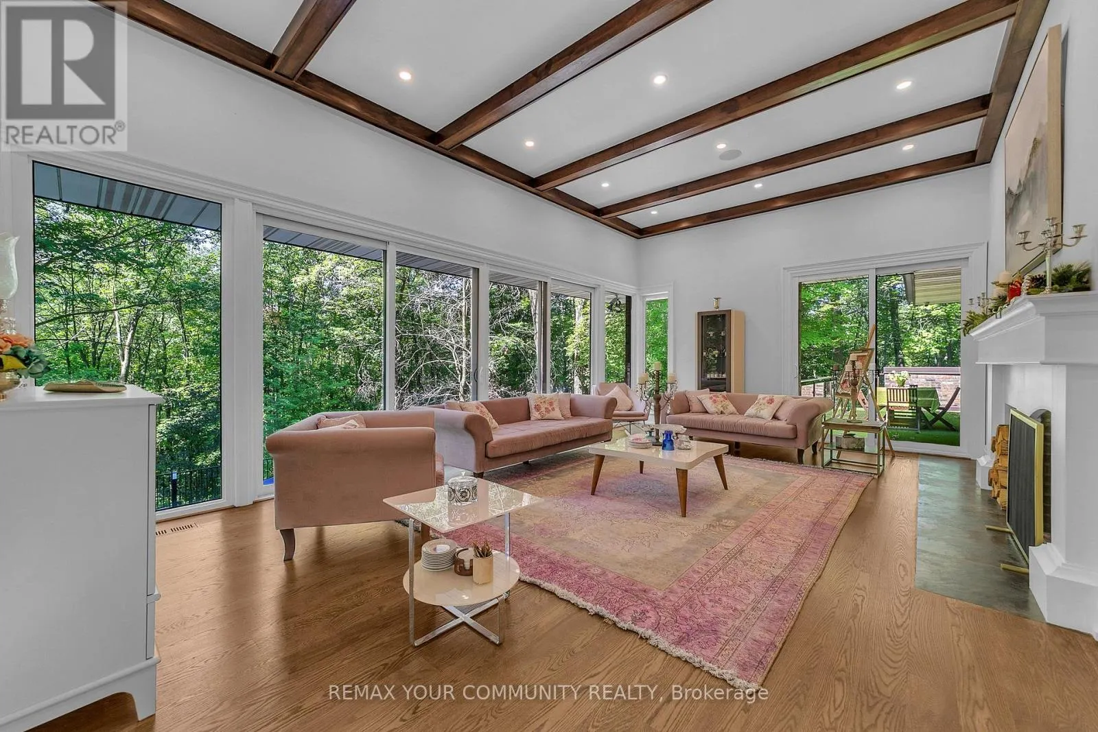 76 TRAILWOOD CRESCENT