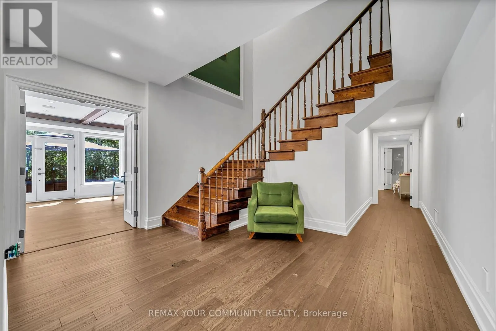 76 TRAILWOOD CRESCENT