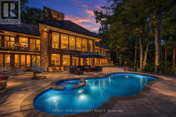76 TRAILWOOD CRESCENT