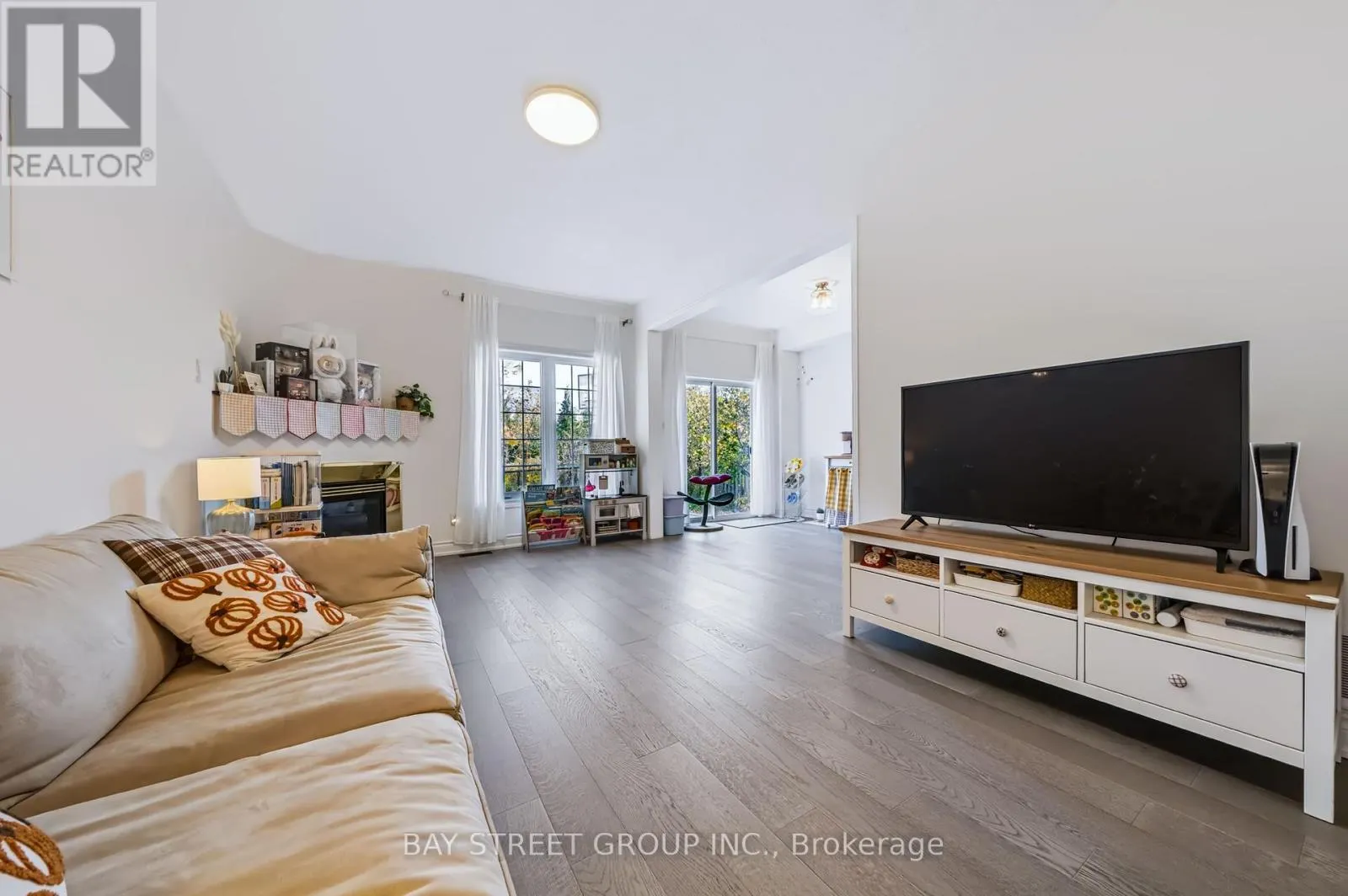 44 TRISH DRIVE