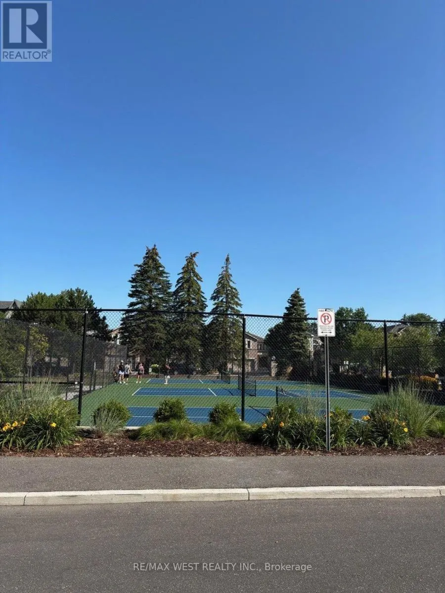 1408 - 7 TOWNSGATE DRIVE