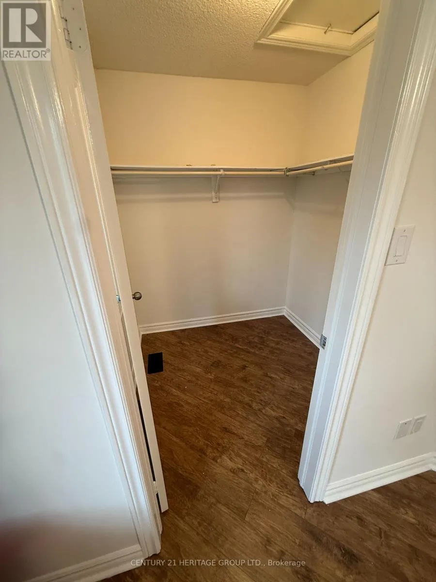 5 - 137 HALL STREET