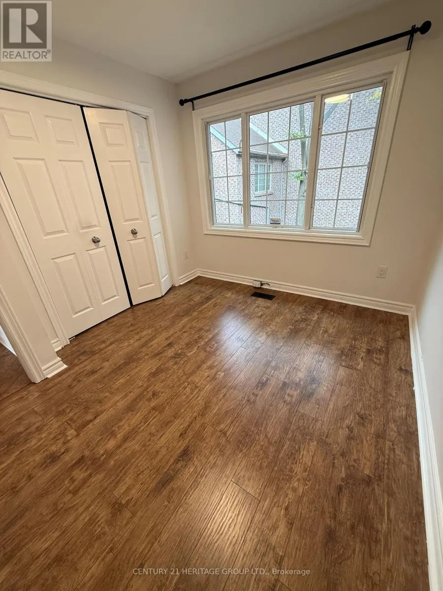 5 - 137 HALL STREET