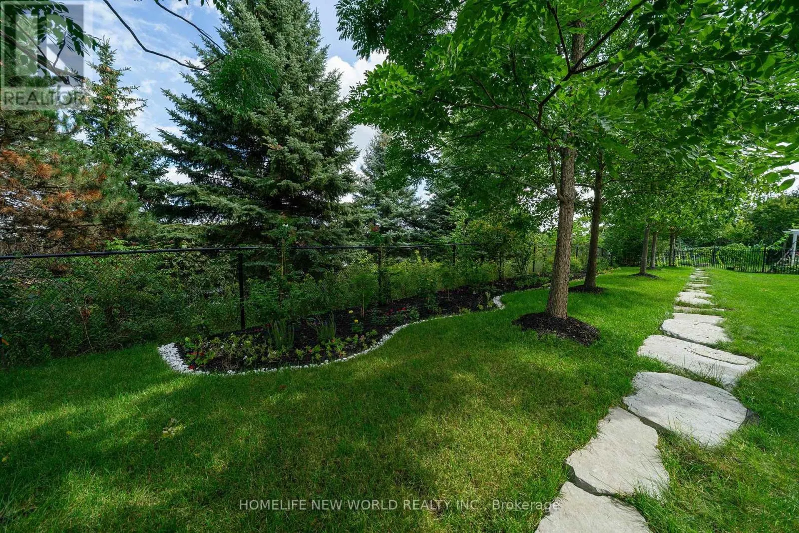 20 GRACEDALE DRIVE