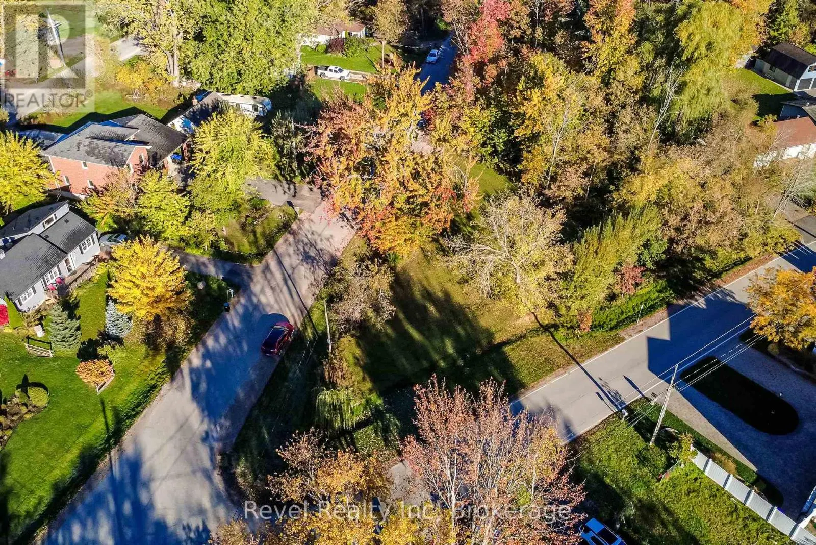 2354 CRYSTAL BEACH ROAD