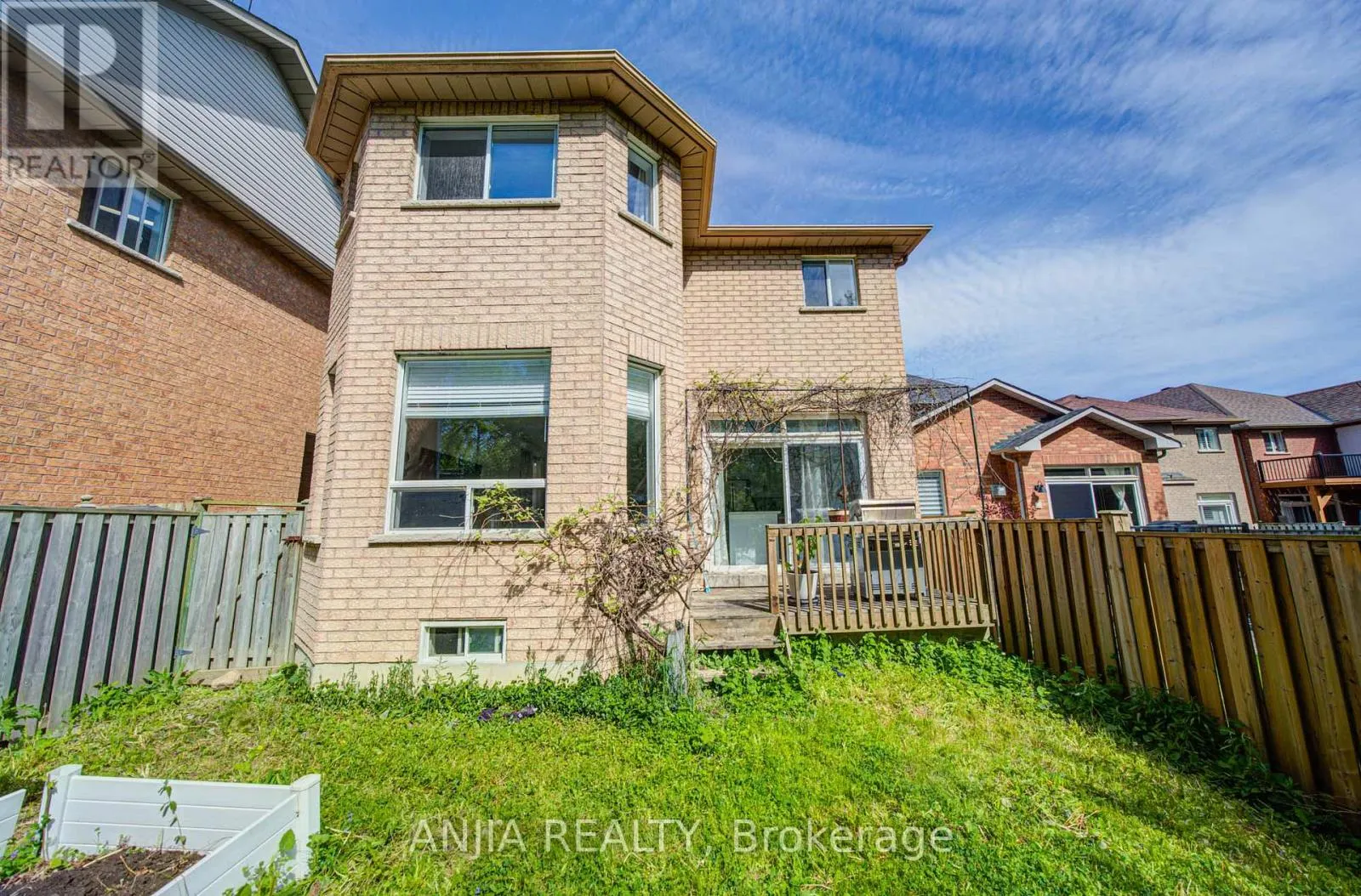 132 ESTATE GARDEN DRIVE