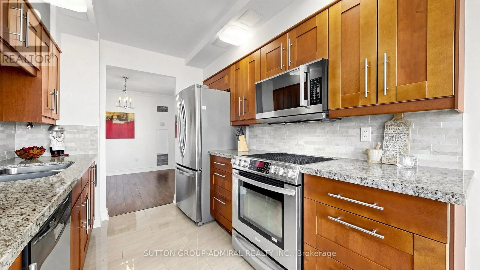 1001 - 120 PROMENADE CIRCLE
