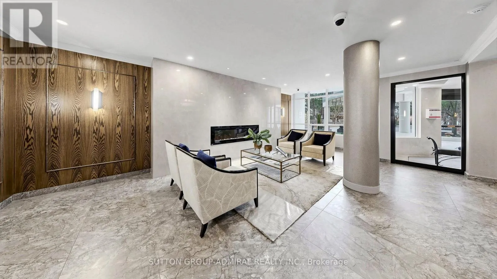 1001 - 120 PROMENADE CIRCLE
