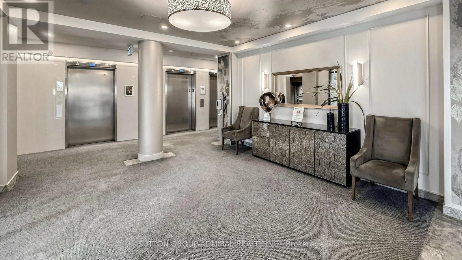 1001 - 120 PROMENADE CIRCLE