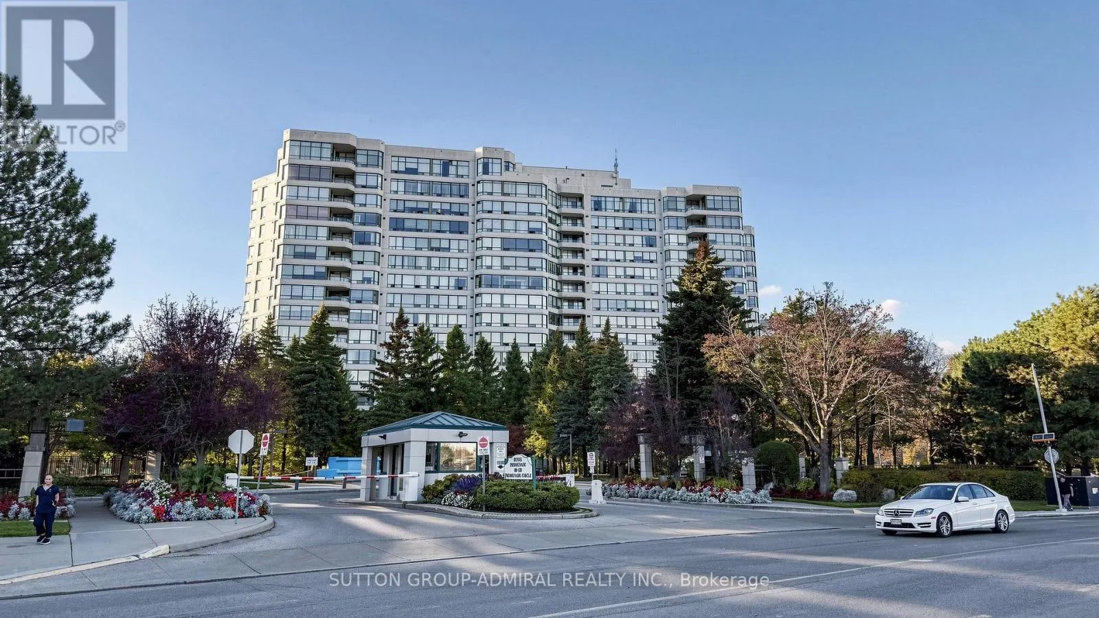 1001 - 120 PROMENADE CIRCLE