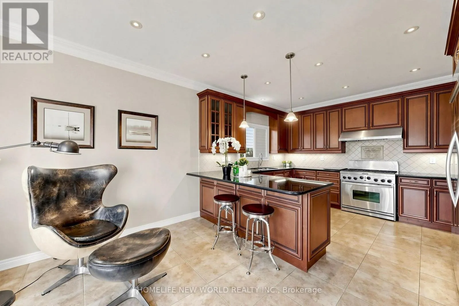19 FEATHERWOOD DRIVE