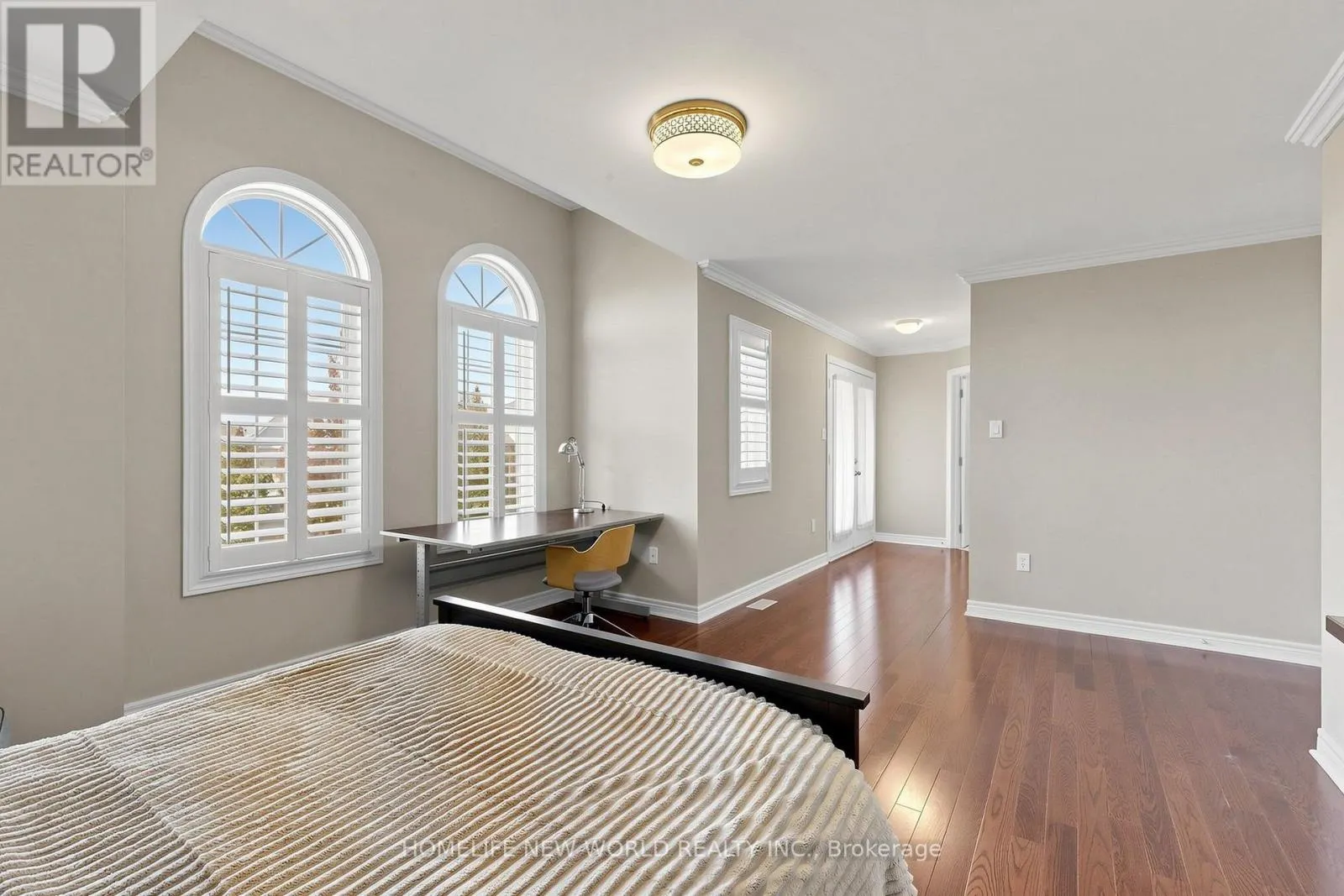19 FEATHERWOOD DRIVE