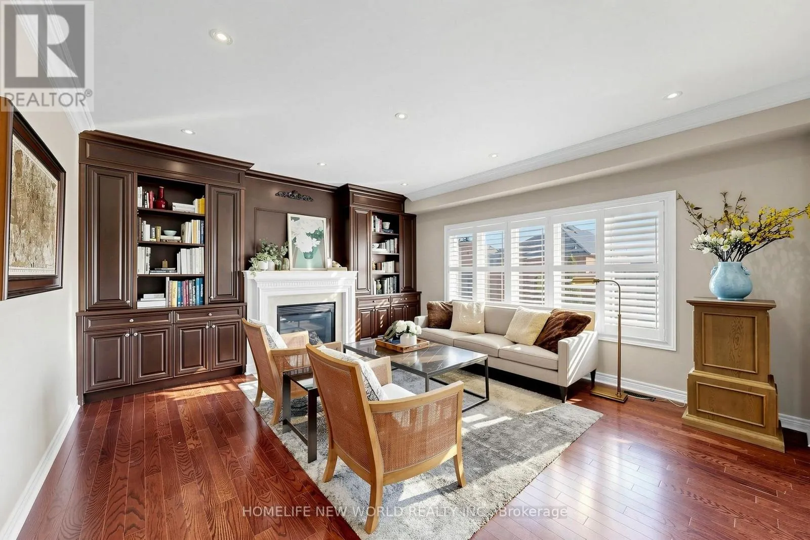 19 FEATHERWOOD DRIVE