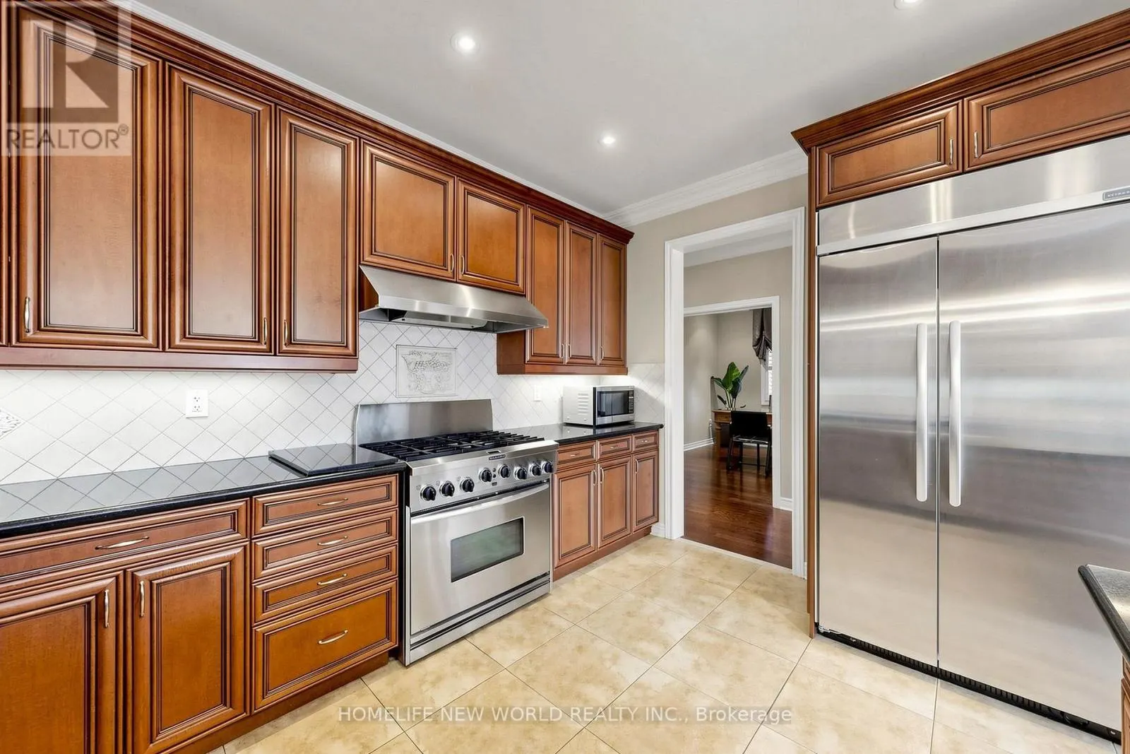 19 FEATHERWOOD DRIVE