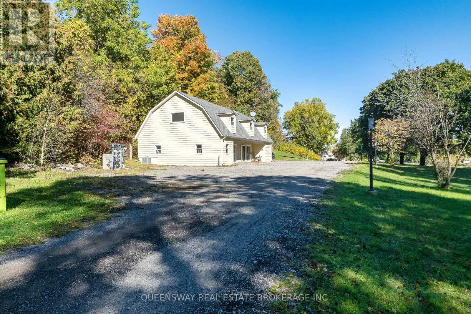 8388 FIFTH SIDE ROAD
