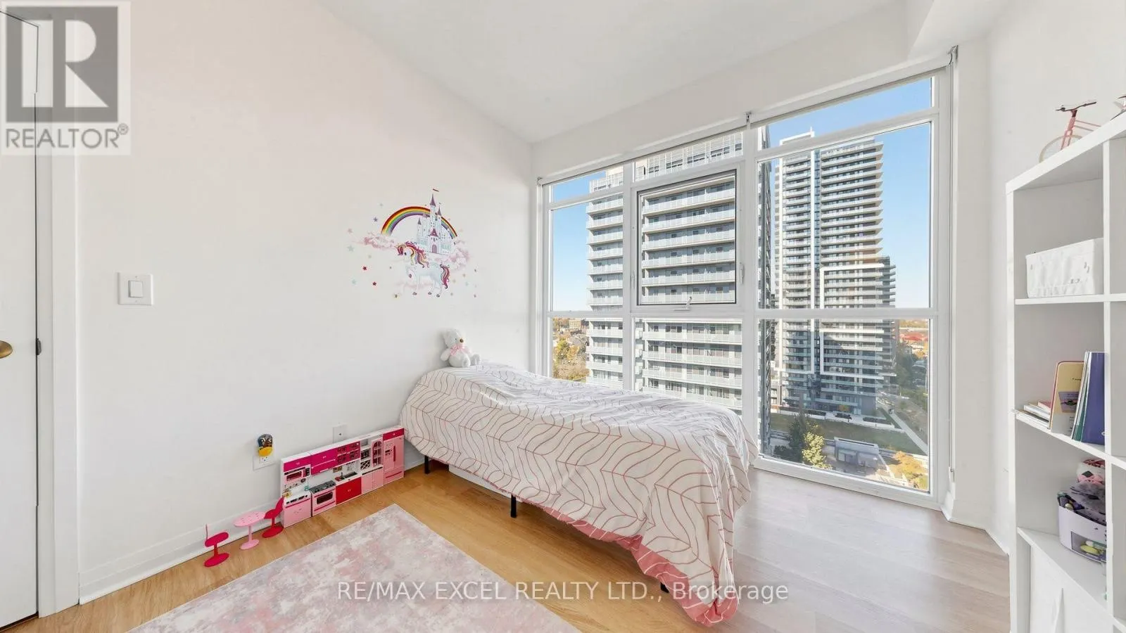 1208 - 55 ONEIDA CRESCENT
