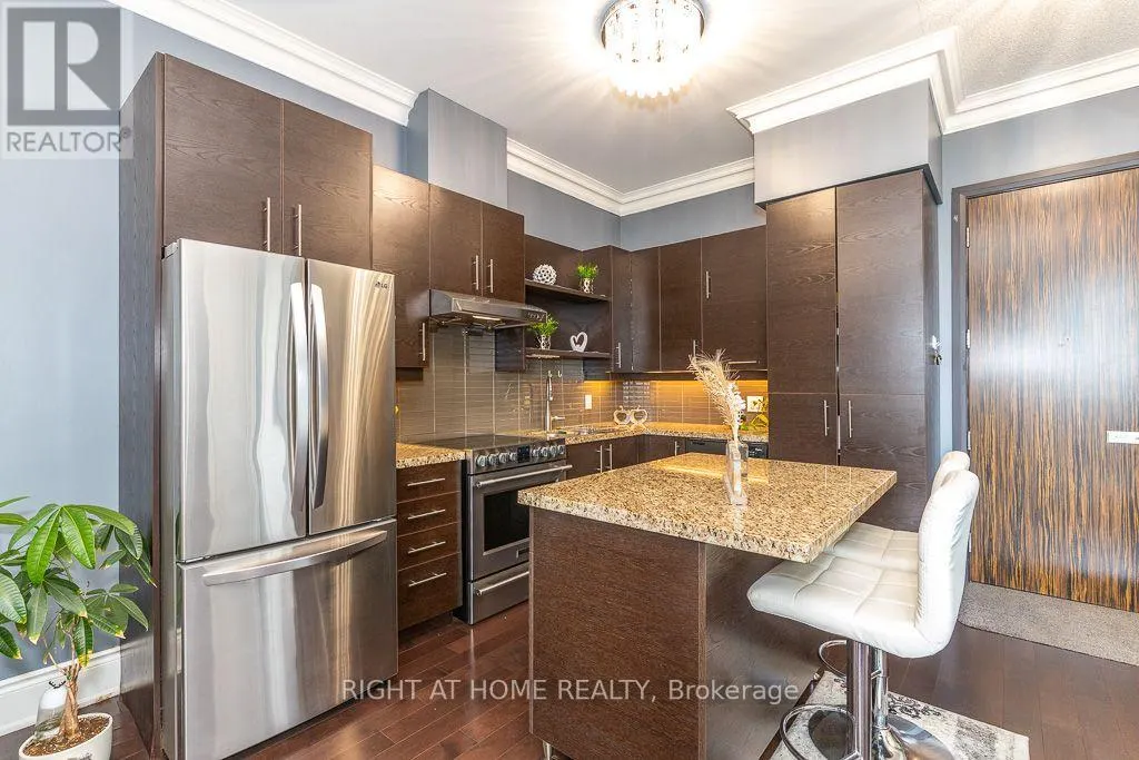 PH05 - 325 SOUTH PARK ROAD