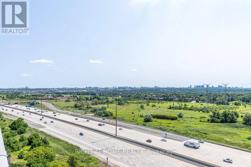 PH05 - 325 SOUTH PARK ROAD