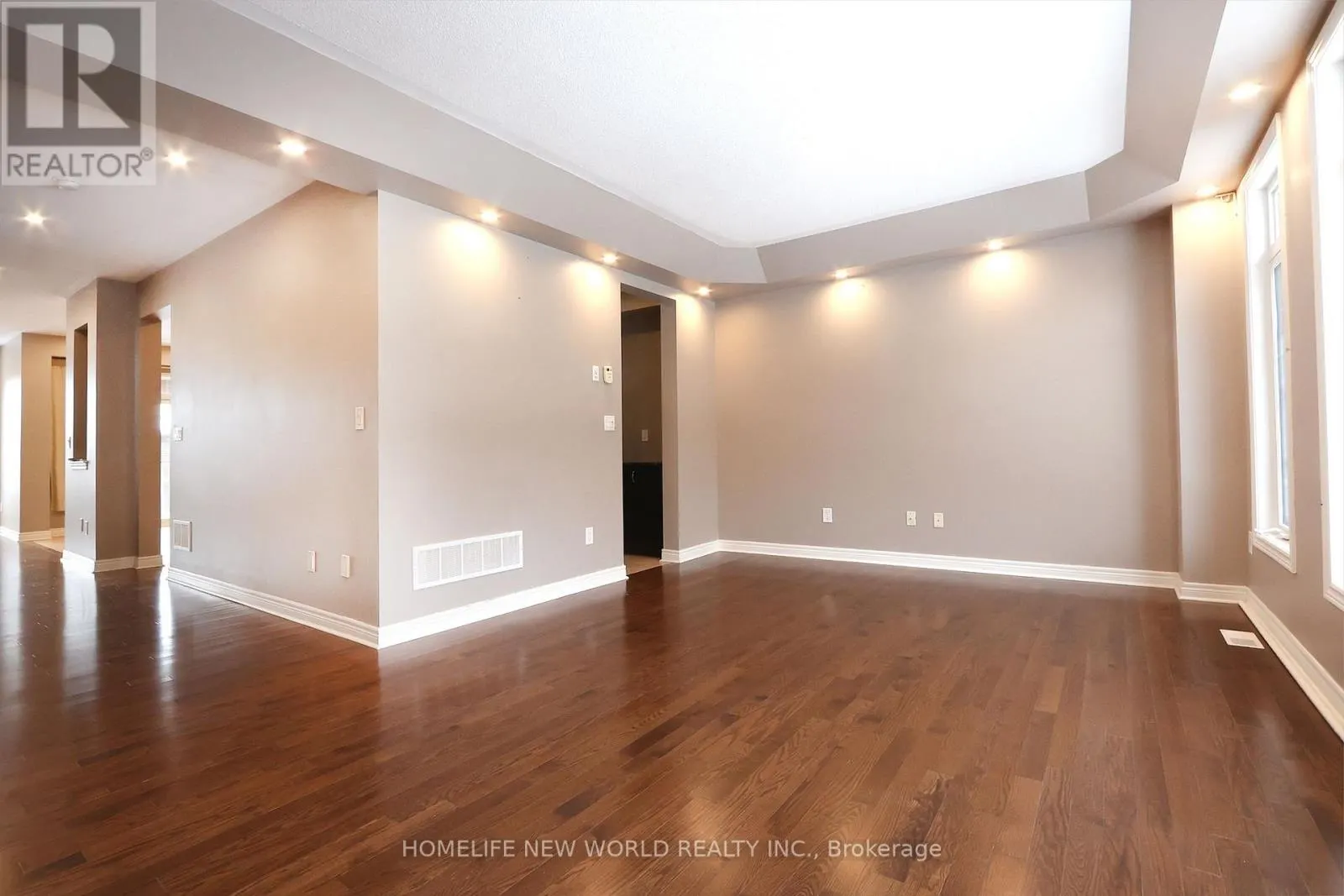 2ND MASTER BEDROOM - 41 PULPWOOD CRESCENT