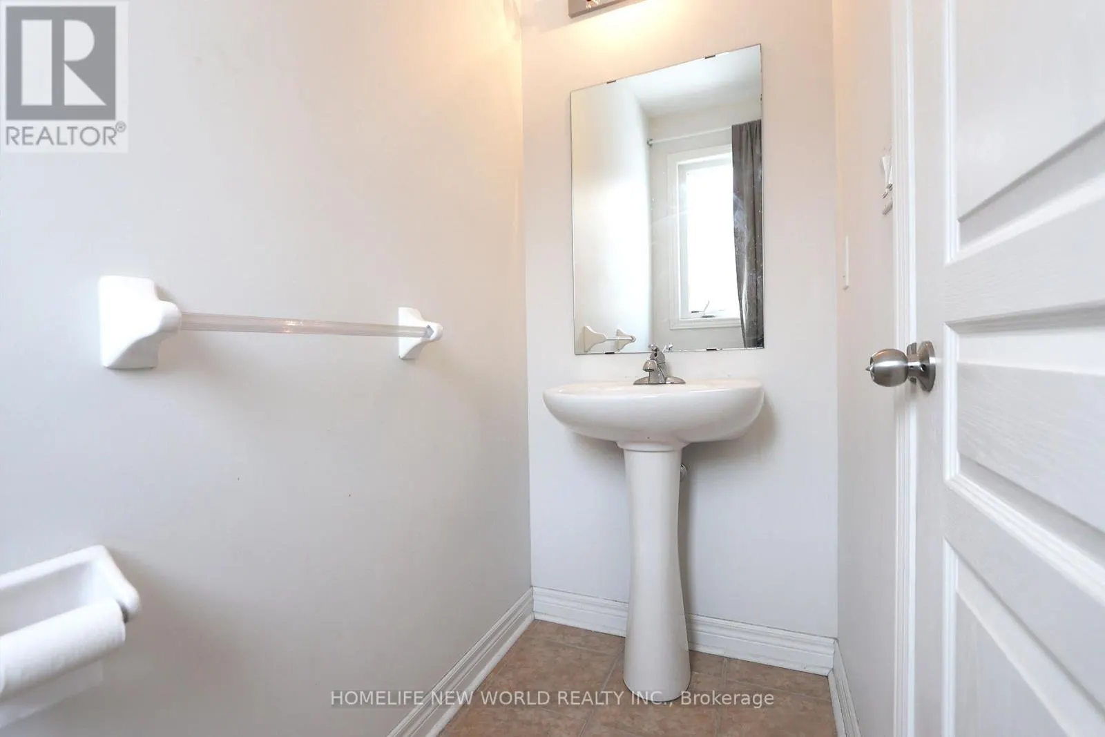 2ND MASTER BEDROOM - 41 PULPWOOD CRESCENT