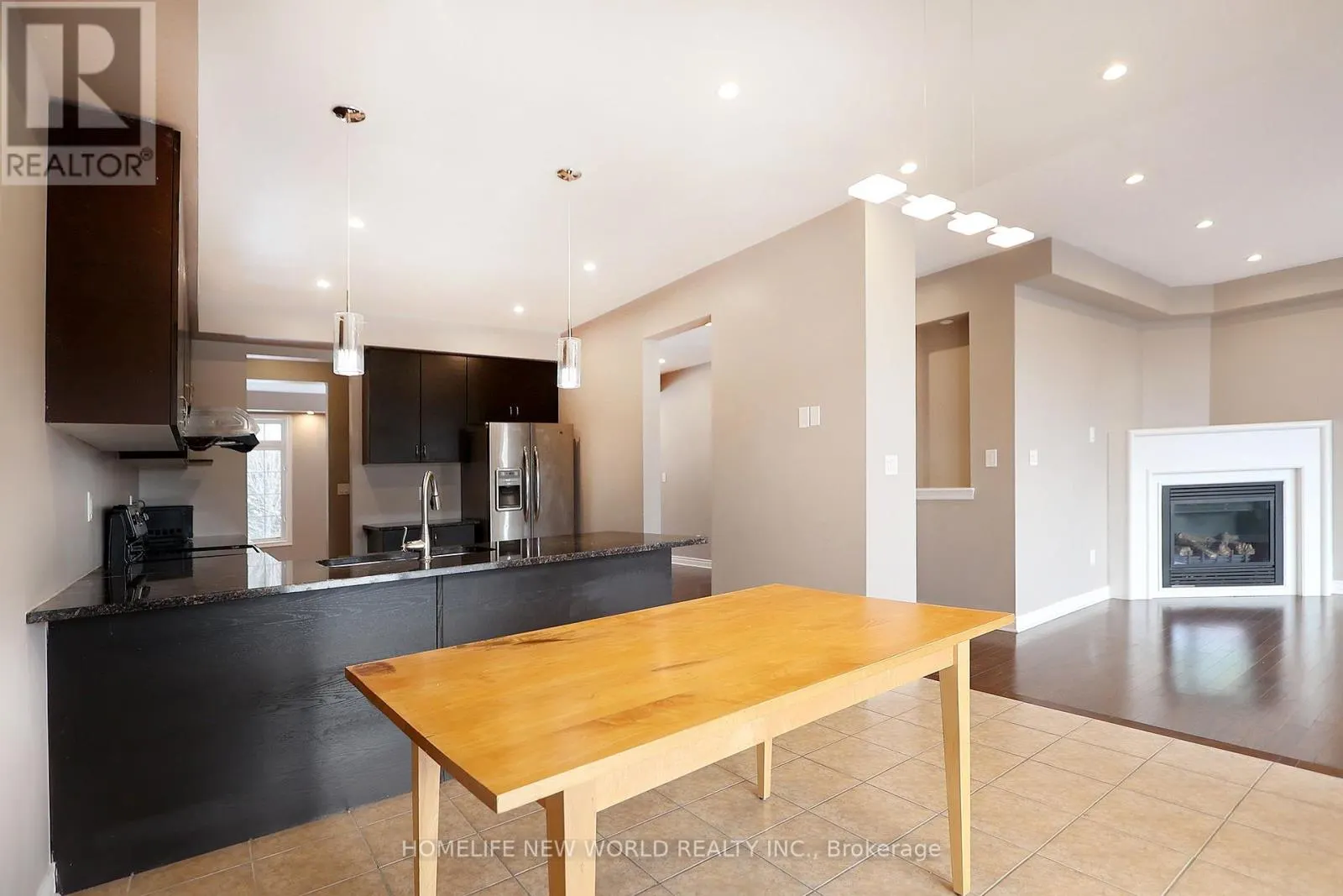 2ND MASTER BEDROOM - 41 PULPWOOD CRESCENT