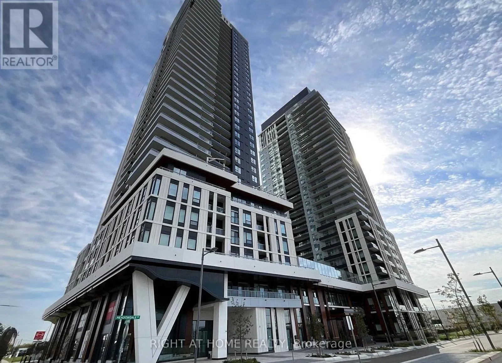 2509 - 5 MEADOWDALE ROAD