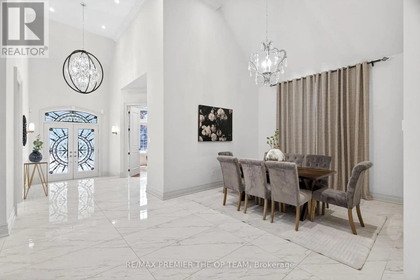 24 GRAND VELLORE CRESCENT