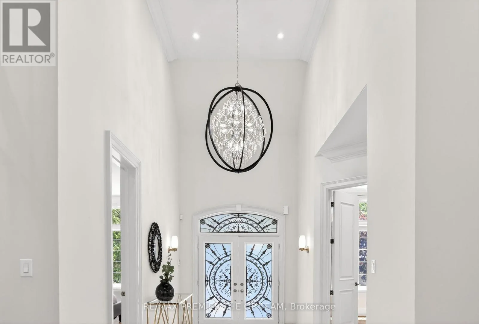 24 GRAND VELLORE CRESCENT