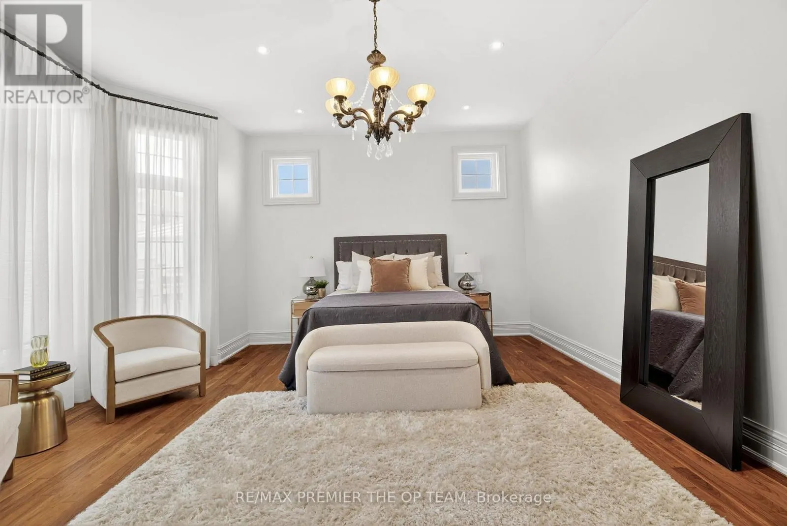 24 GRAND VELLORE CRESCENT
