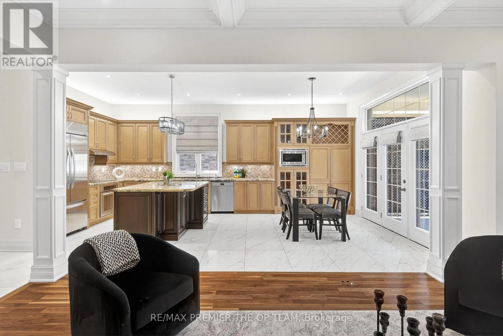24 GRAND VELLORE CRESCENT