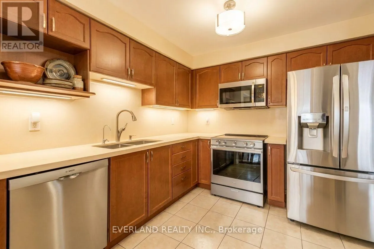 31 MARSHVIEW AVENUE