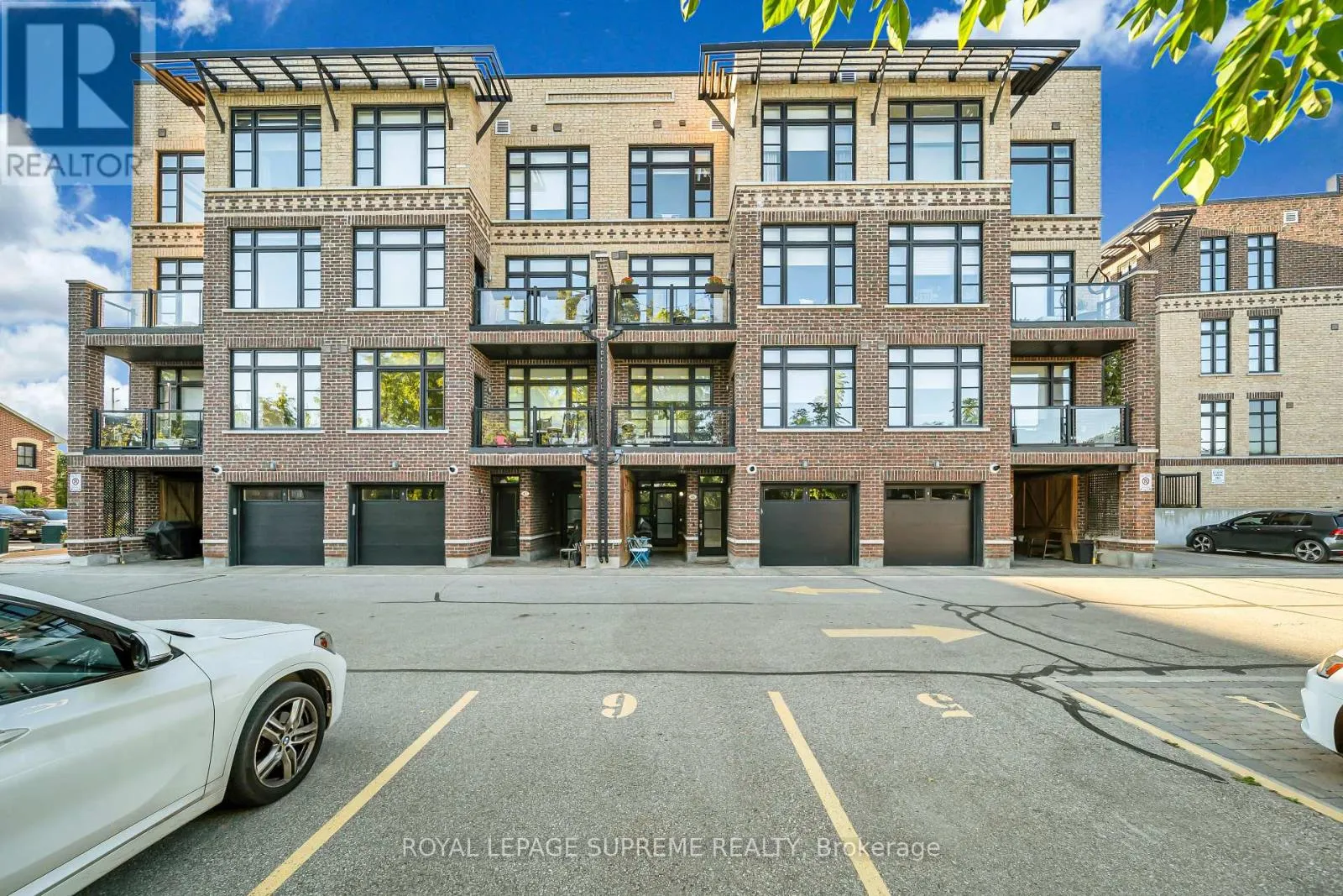 43 - 8167 KIPLING AVENUE