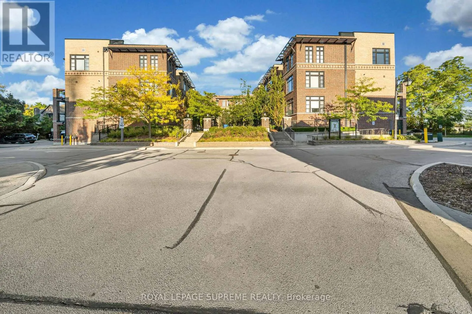 43 - 8167 KIPLING AVENUE