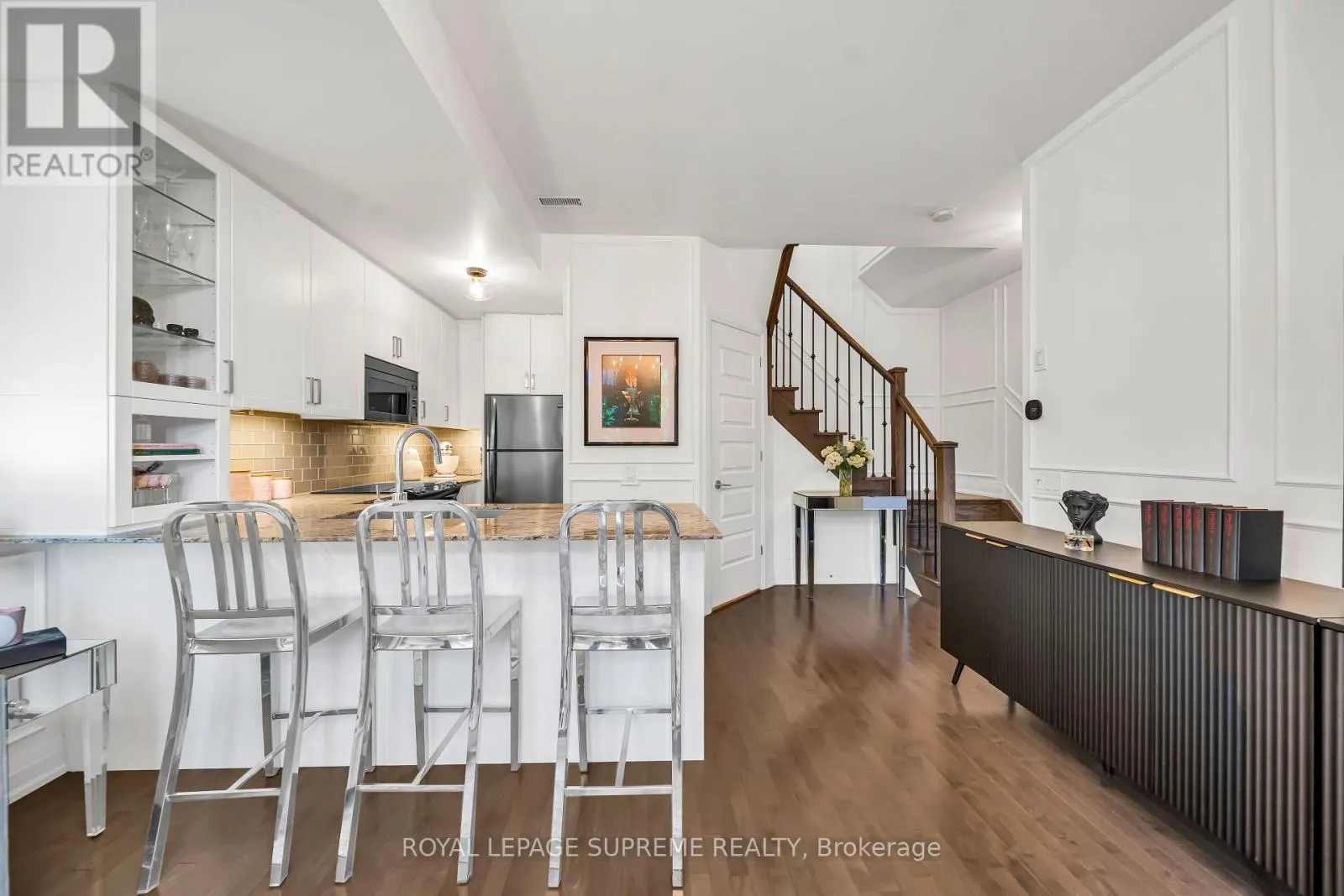 43 - 8167 KIPLING AVENUE